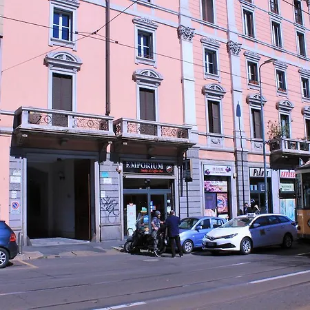 Porta Nuova Studio Apartment *