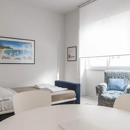 Porta Nuova Studio Apartment Milan