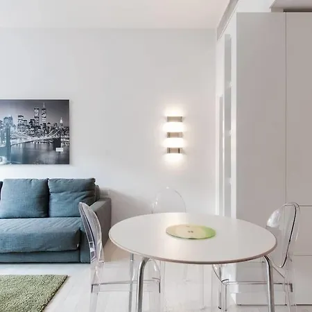 Porta Nuova Studio Apartment Milan